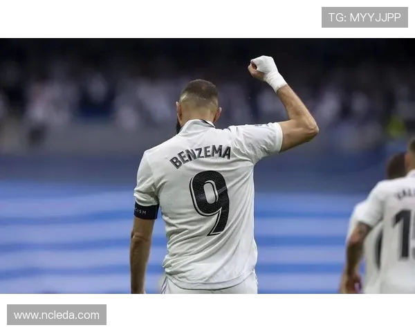 卡里姆·本泽马:从梅斯少年到世界足坛巨星的辉煌历程 卡里姆·本泽马:从梅斯少年到世界足坛巨星的辉煌历程