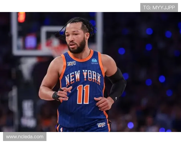 杰伦布伦森率领球队再度崛起展现核心领袖风采引领新赛季传奇篇章 杰伦布伦森率领球队再度崛起展现核心领袖风采引领新赛季传奇篇章