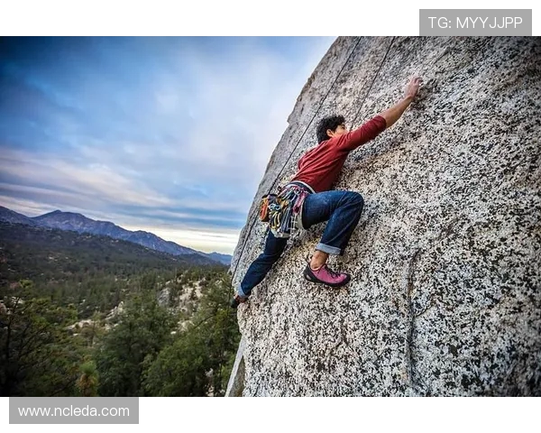 攀岩深度解析：北京攀岩队如何实现快速攻顶的秘密与策略