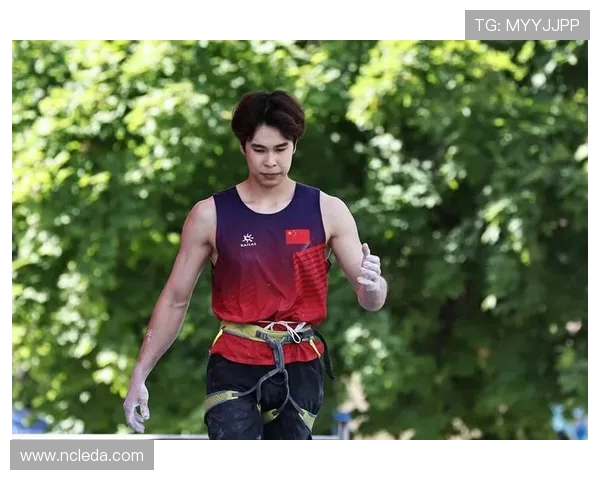 深圳攀岩队与成都攀岩队赛后复盘分析比赛节奏与表现对比