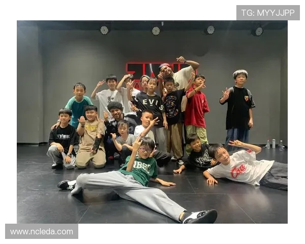 西安街舞队心理素质创新高引领全国街舞新潮流